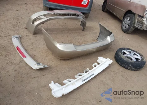 2005 Toyota Corolla Le z USA, uszkodzony, nr VIN 1NXBR30E05Z377323